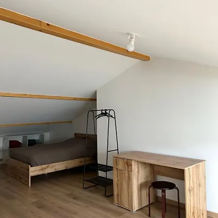 Apartmán Neufs Avec Garages Dans Maison De Village *